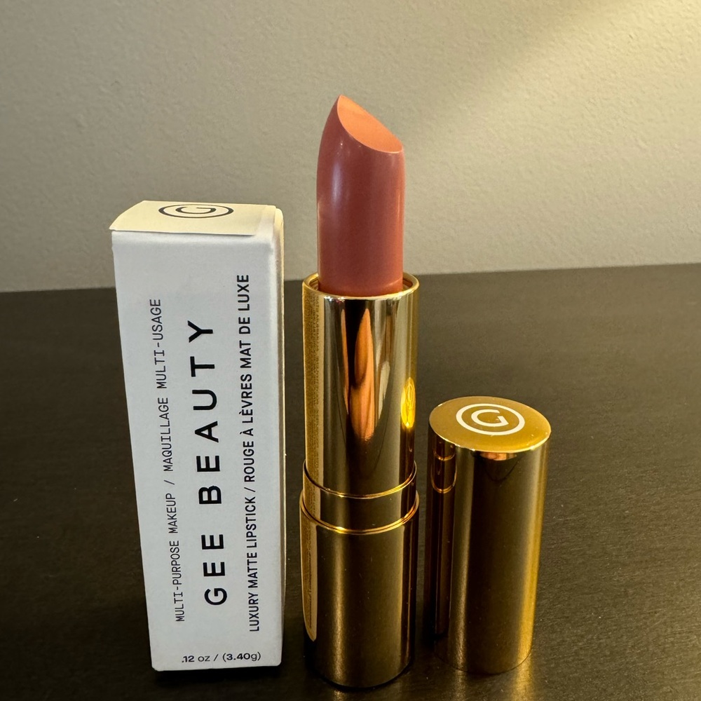 Gee Beauty Luxury Matte Lipstick Cece .12 oz 3.4 g Full Size NIB